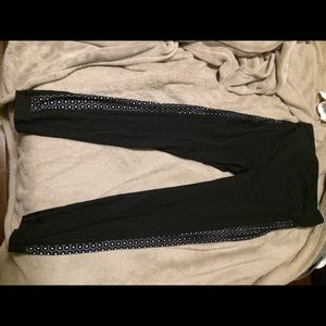 Lululemon size 8 leggings